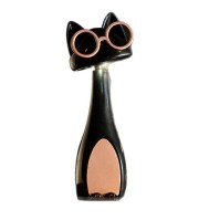 Compact cat LED night light detail view