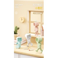 Astronaut Magnetic Mini Night-Light Robot – Round/Square Head, 4 Colors (Battery Desk Accent Lamp)